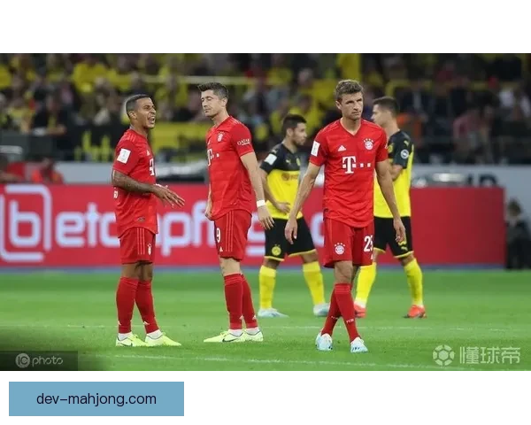 从阿拉巴对阵多特看亚洲杯赛场对位优势与战术博弈解析全面深度思路